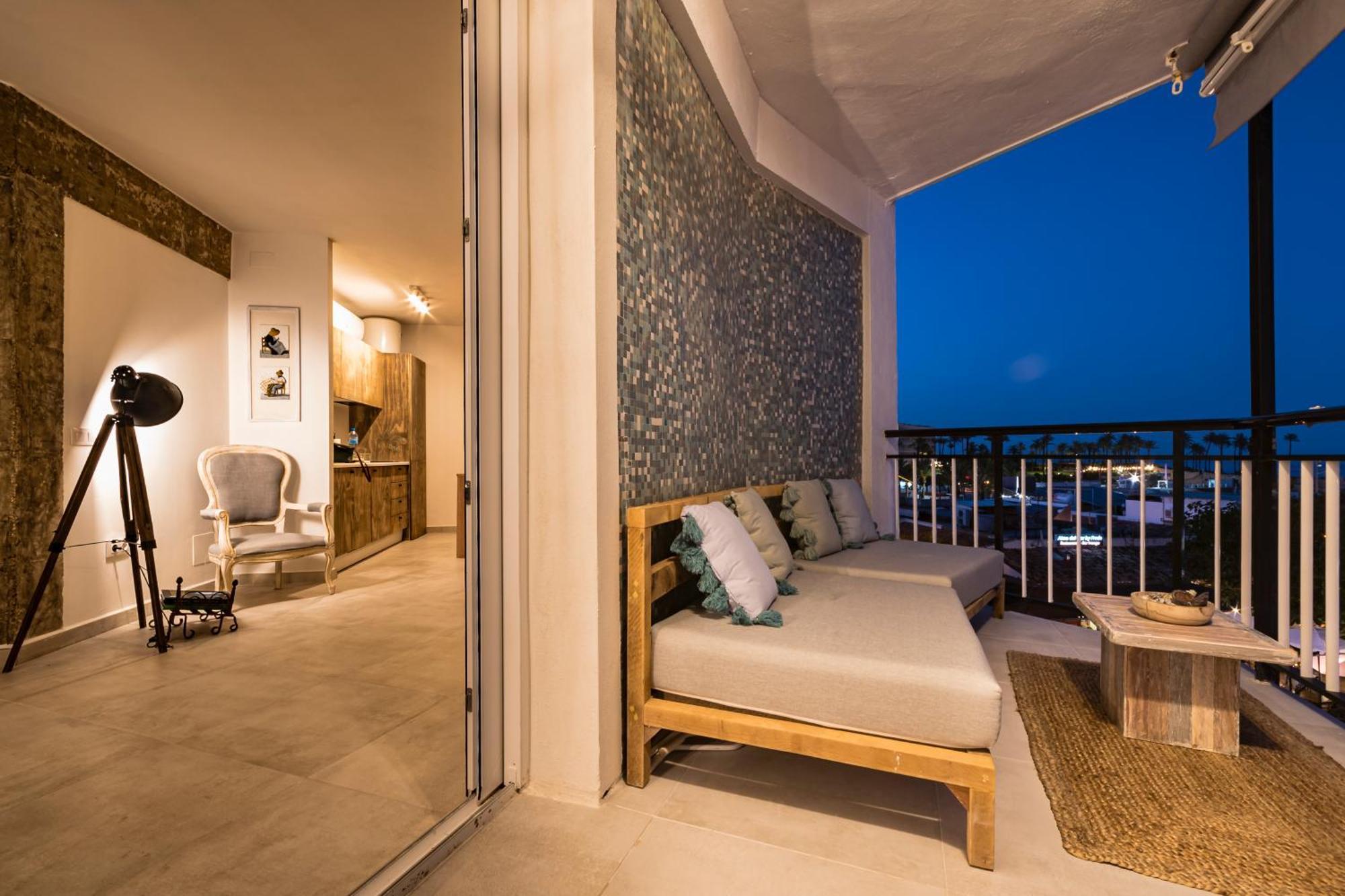 K-Moon By Nuka Homes Platja de Larenal Εξωτερικό φωτογραφία